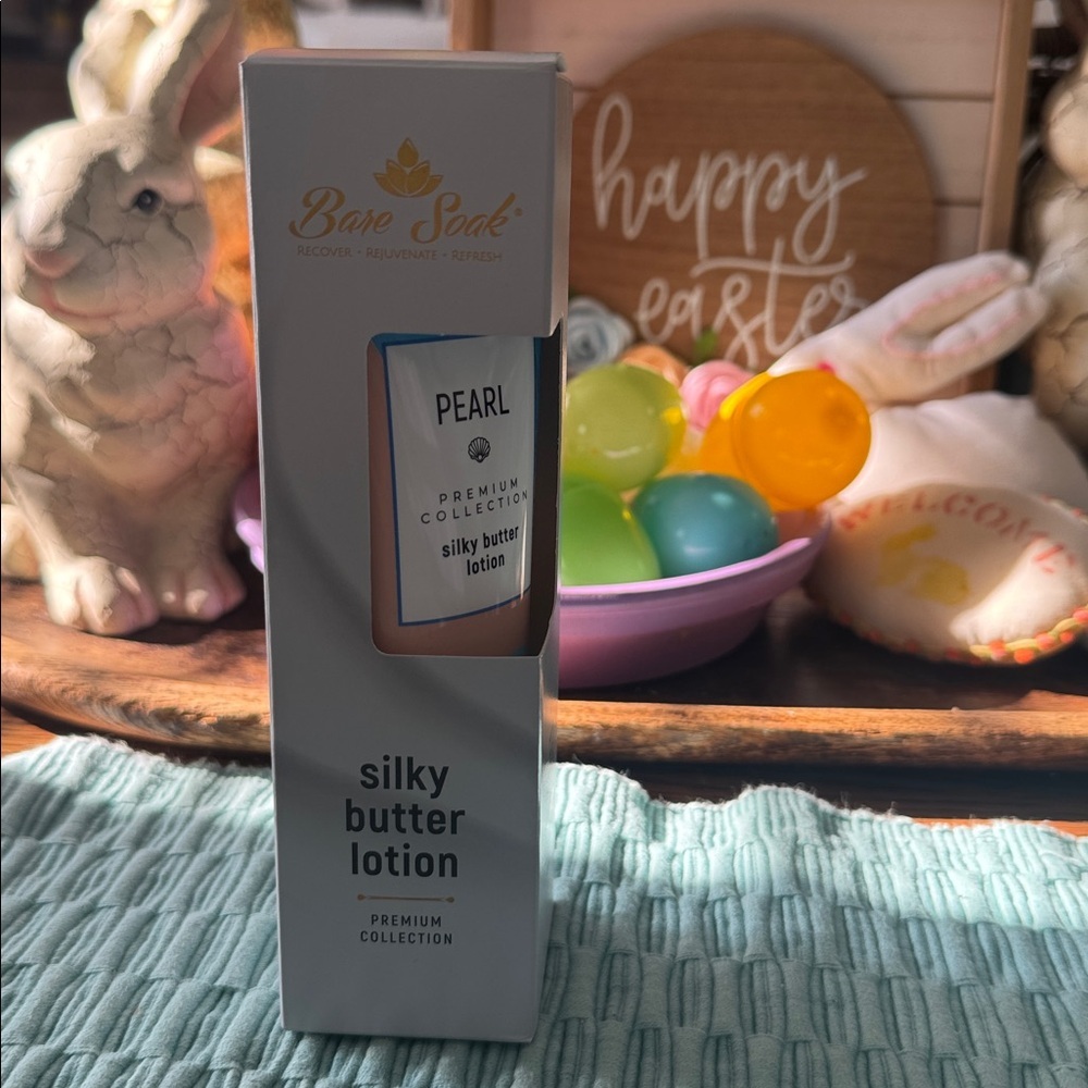 NEW! Bare Soak Silky Butter Lotion - Pearl